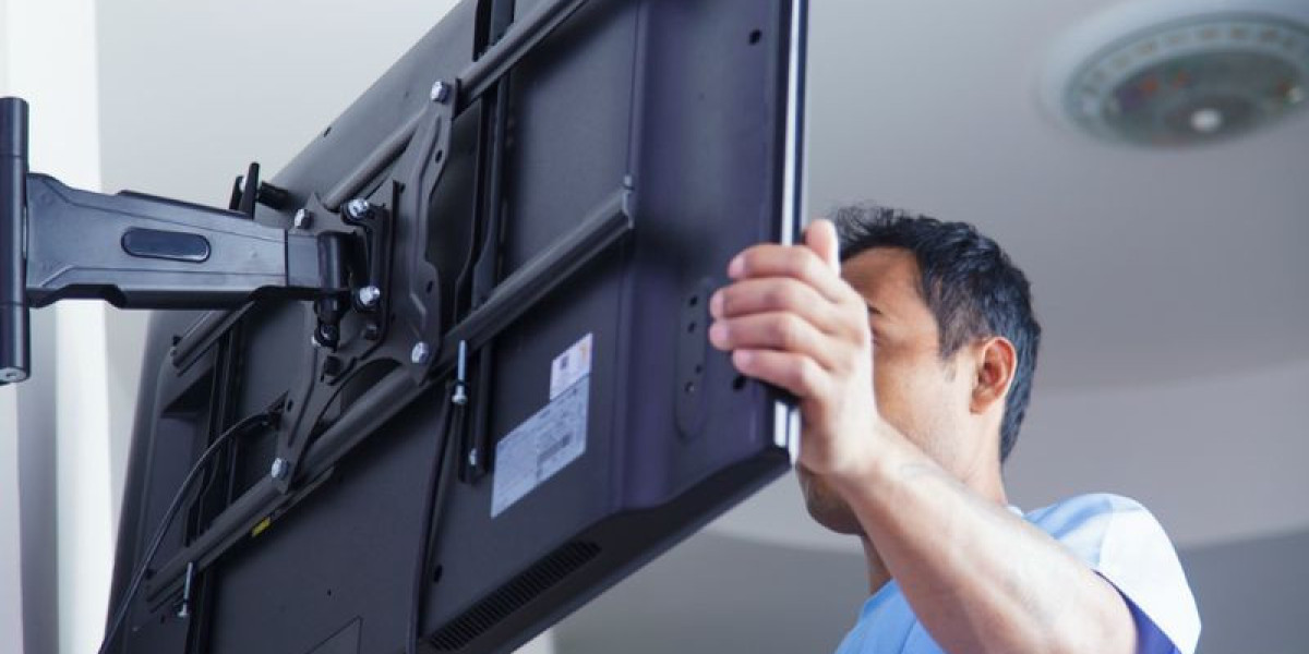 Make Room for What Matters: Why a Wall-Mounted TV Just Makes Sense in Miami