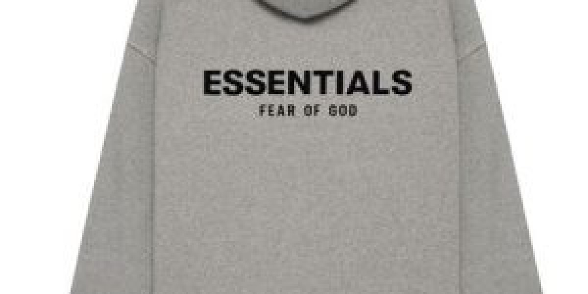 Essentials Hoodie – A Streetwear Staple You Can Always Trust