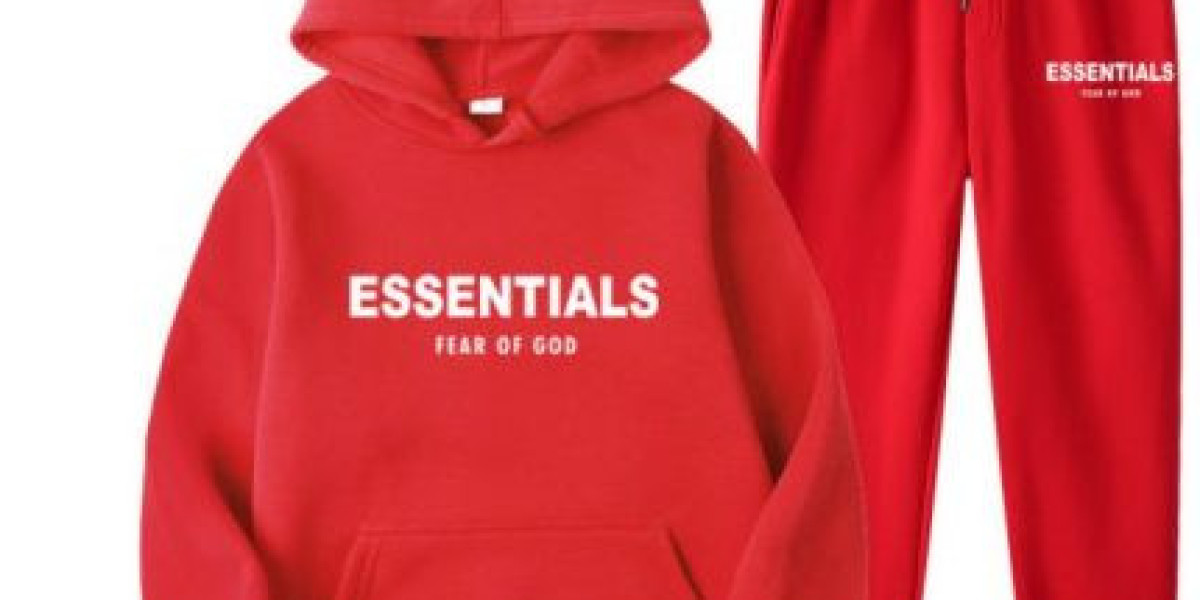 Essential Hoodie for Everyday Comfort and Timeless Street Style