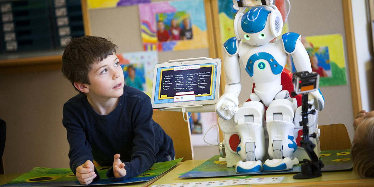 Educational Robot Market: Driving STEM Education and Language Learning