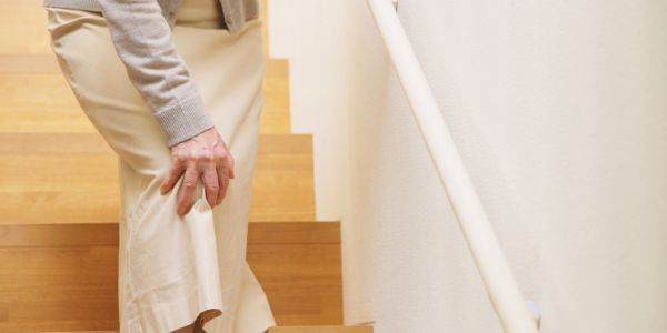 Knee Replacement: Stairs or Lift? Know 3 Recovery Tips from Top Ortho in Greater Noida – @prakashhospital1 on Tumblr