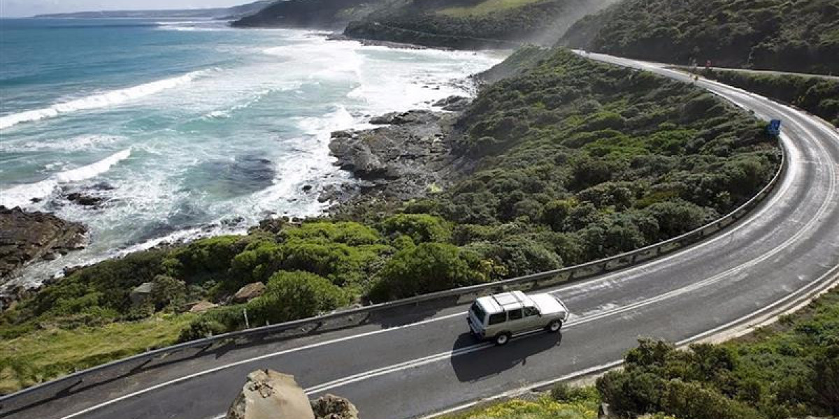 Professional Melbourne Corporate Car Hire Services for Executives and Business Travel