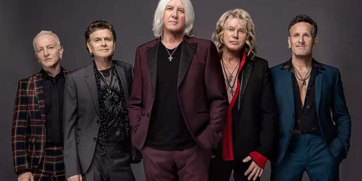 Top 15 Glam Metal Artists of All Time