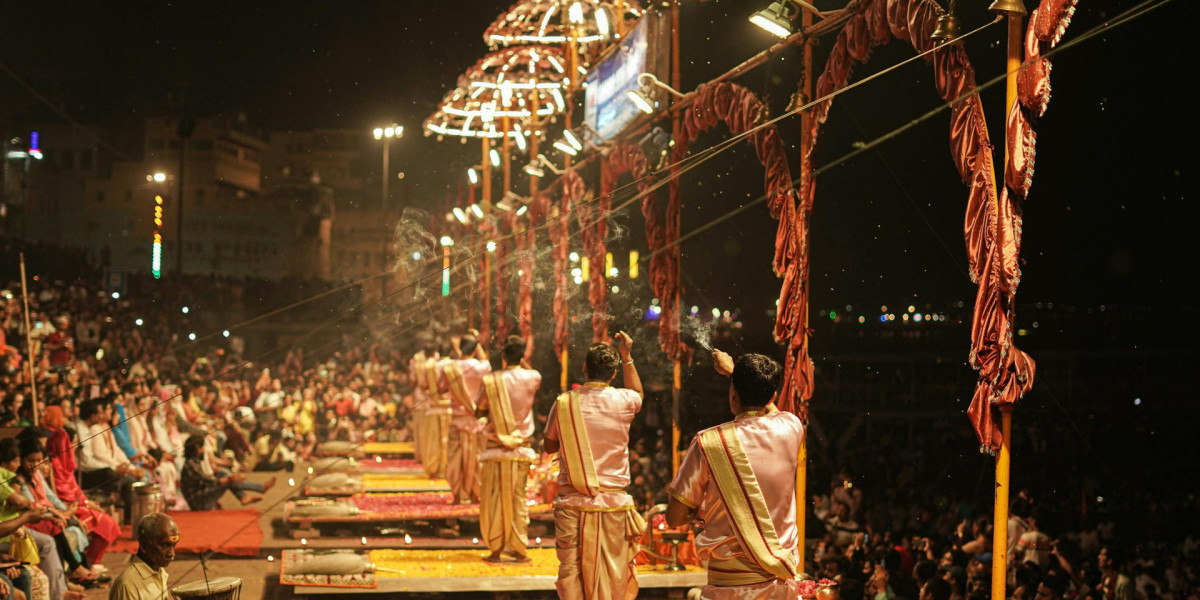 What Are Pandit Services? A Complete Guide to Rituals and Spiritual Support
