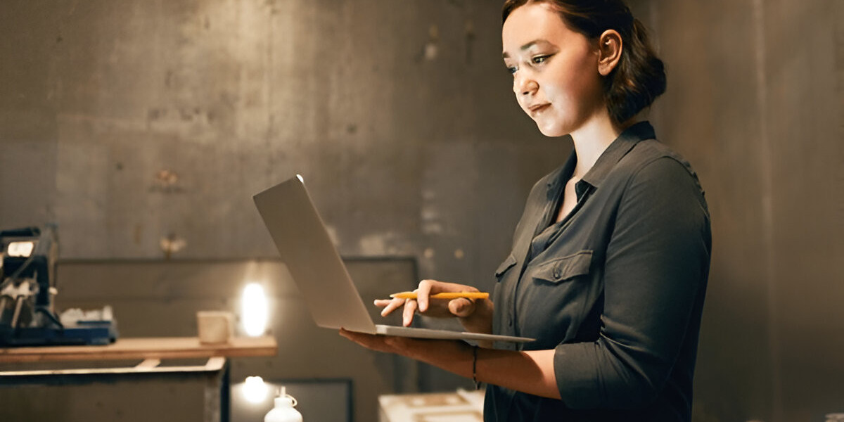 Check out the Best Commercial Furniture Suppliers London for Your Office