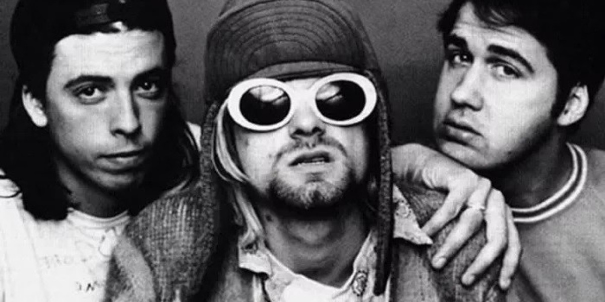What is Grunge Music? A Complete Guide for Beginners