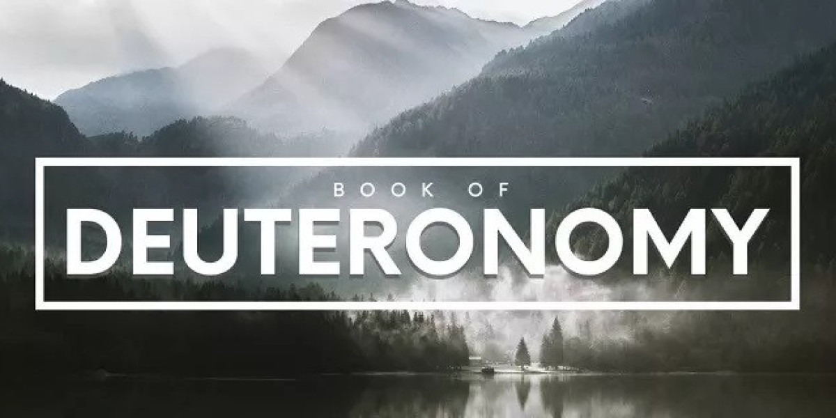How Many Chapters in the Book of Deuteronomy?