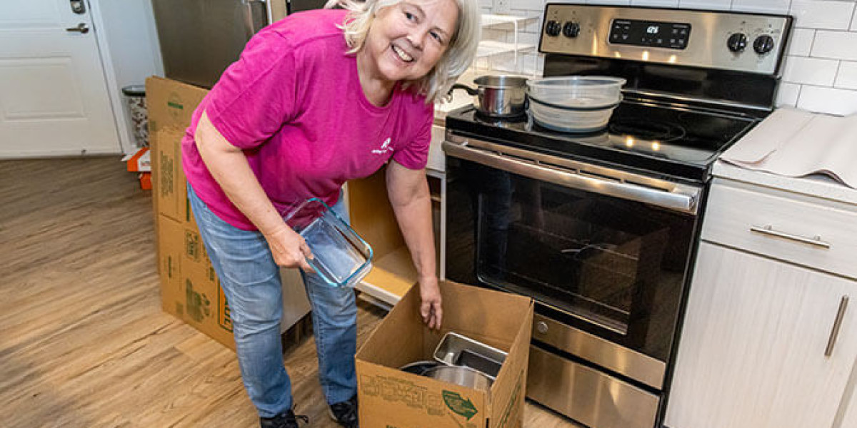 Supportive Solutions for Stress-Free Senior Moves