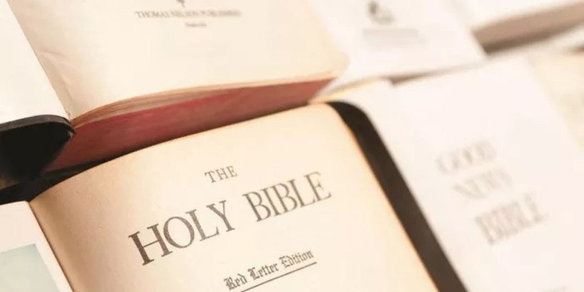 Who Is Hur in the Book of Exodus?