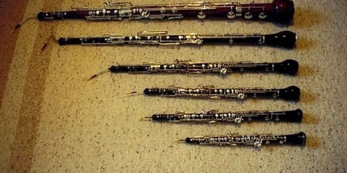 Bass Oboe vs English Horn: What is the Difference?
