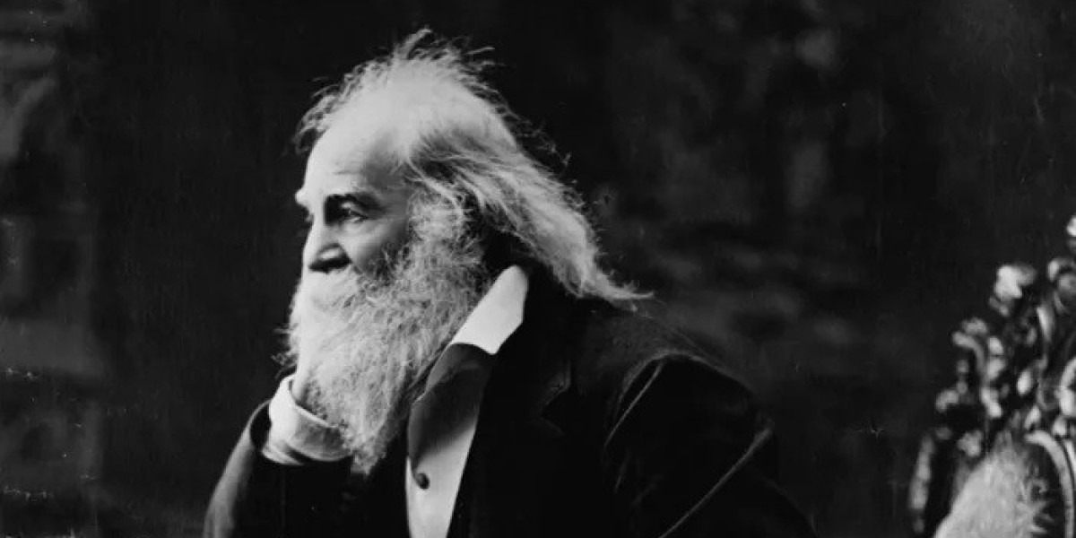 What Connects Walt Whitman to Thoreau?
