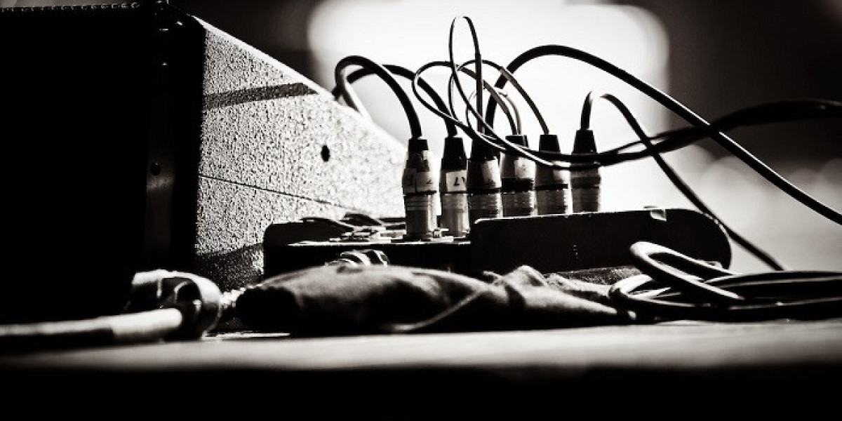 How Did Grunge Music Artists Influence Indie Rock Culture?