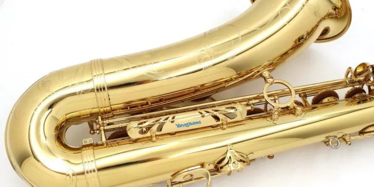 How Much Do Tenor Saxophones Weigh? What You Need Know