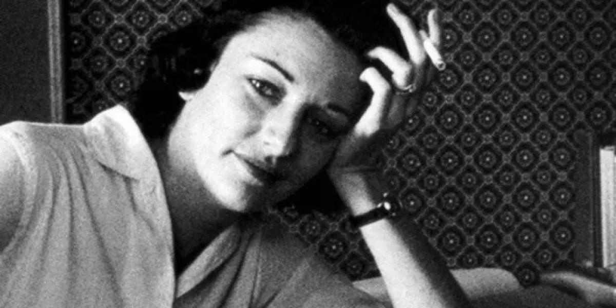 How Do Anne Sexton's Poems Challenge Traditional Forms?