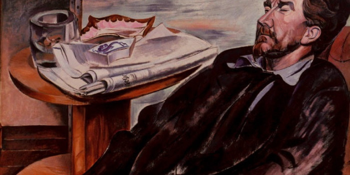 How Did Ezra Pound's Use of Language Innovate Poetic Expression?