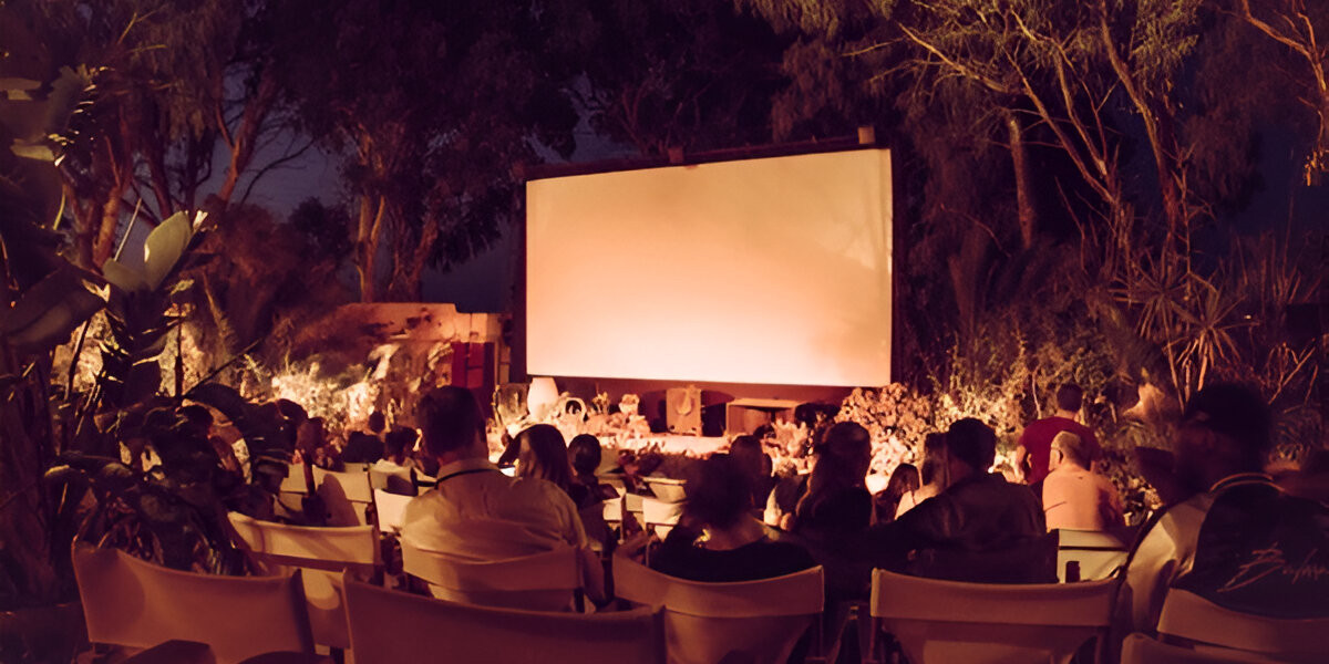 Projector Screen Hire for Spring Outdoor Movie Nights