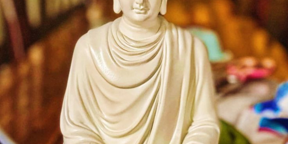What Is Special About the Mahabodhi Temple in Bodhgaya